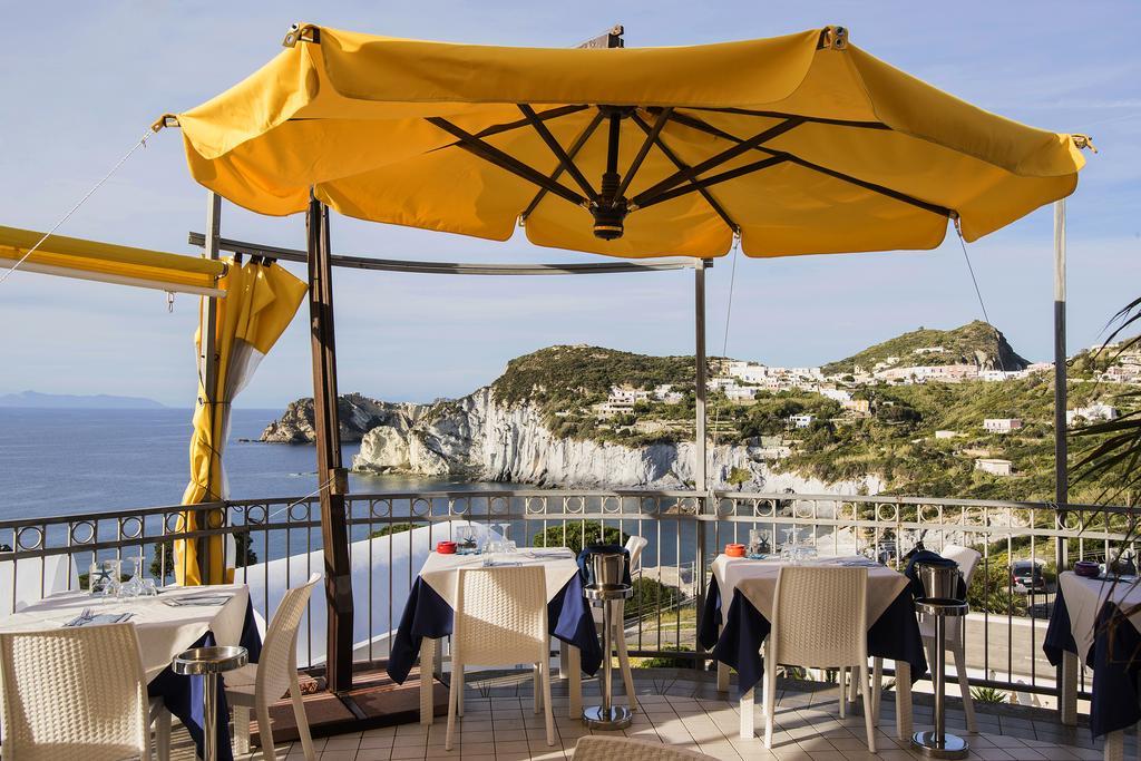 Hotel Villaggio Dei Pescatori Ponza Exteriör bild