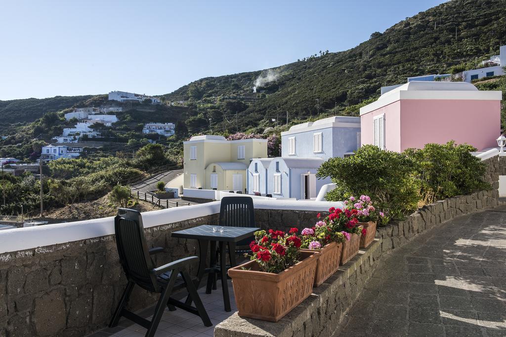 Hotel Villaggio Dei Pescatori Ponza Exteriör bild