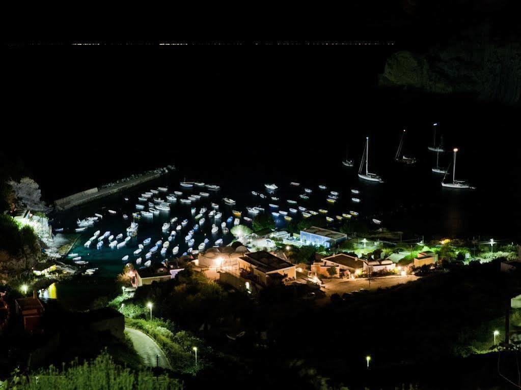 Hotel Villaggio Dei Pescatori Ponza Exteriör bild