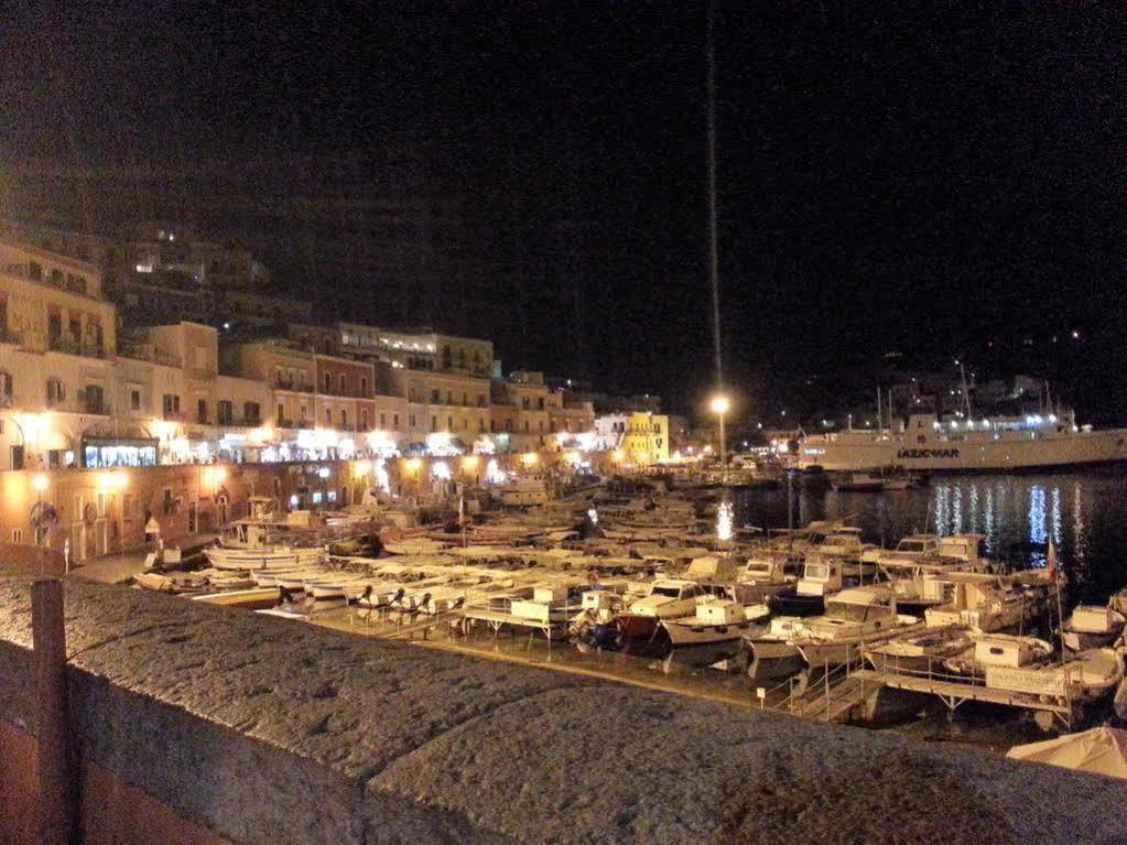 Hotel Villaggio Dei Pescatori Ponza Exteriör bild