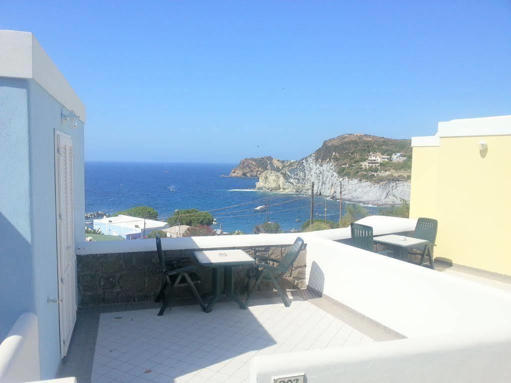 Hotel Villaggio Dei Pescatori Ponza Exteriör bild